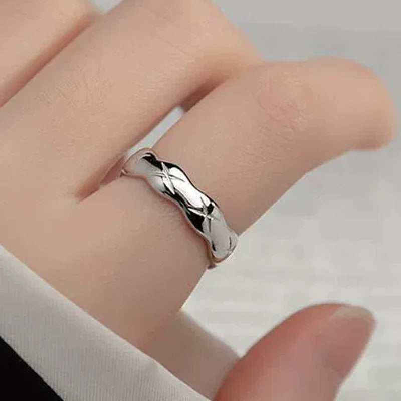 Geometric Silver-Plated Statement Ring – Trendy Women's Fashion Ring