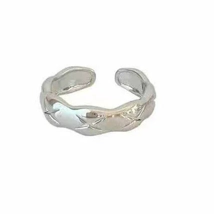 Geometric Silver-Plated Statement Ring – Trendy Women's Fashion Ring
